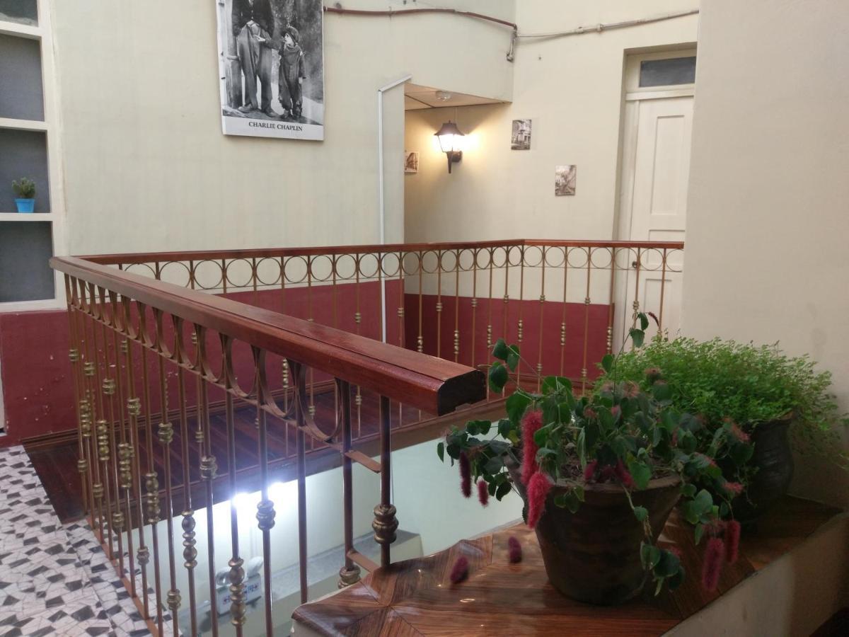Hostal Latitud Ecuem Quito Extérieur photo