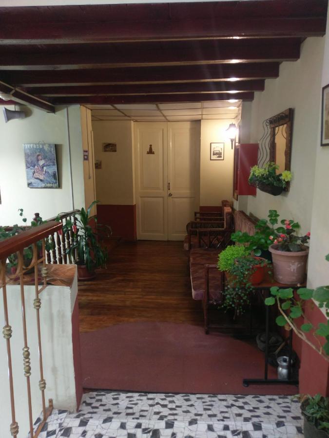 Hostal Latitud Ecuem Quito Extérieur photo