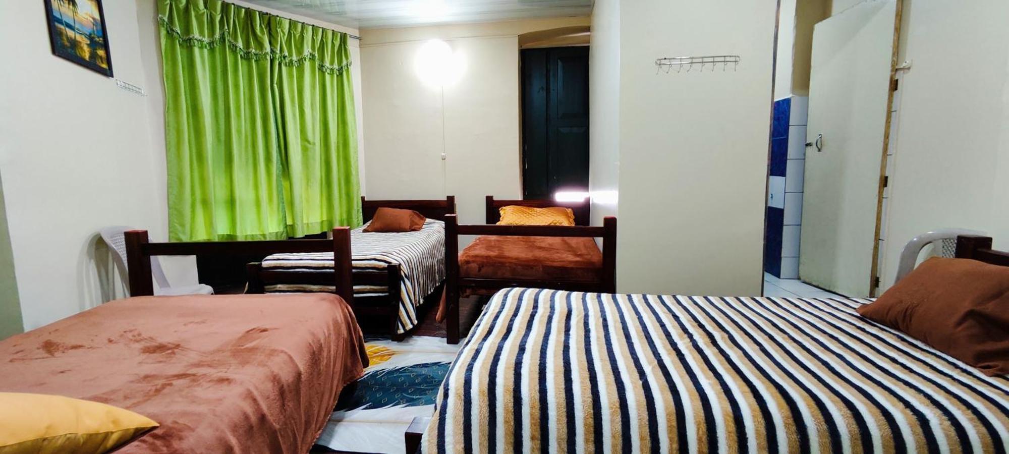 Hostal Latitud Ecuem Quito Extérieur photo